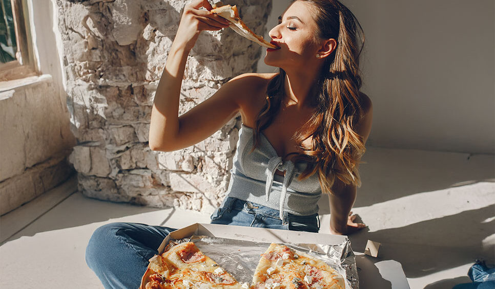 Meniul de livrare bucate pizza, burghere, placinte